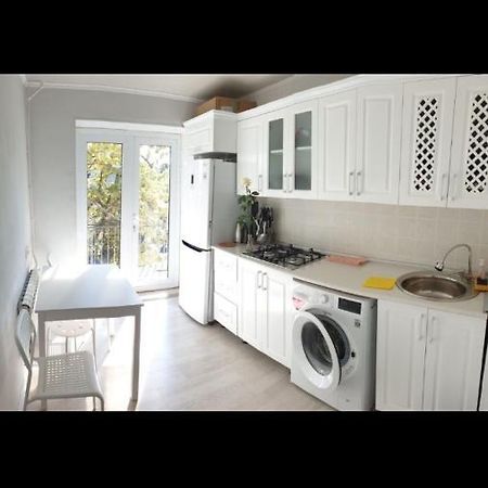 Flat in the center of the city Tachkent Extérieur photo